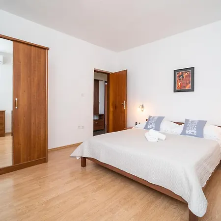 Σπίτι διακοπών Family House Rossetti Marina